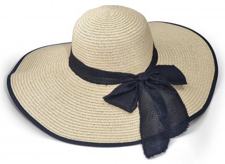 Hattar - Gårda Stråhatt (natur)