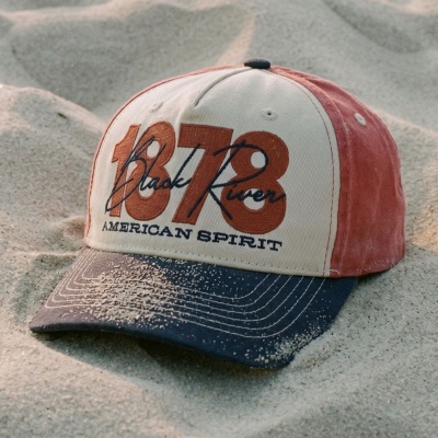 Keps - Black River 1878 Cotton Cap (creme/röd/navy)