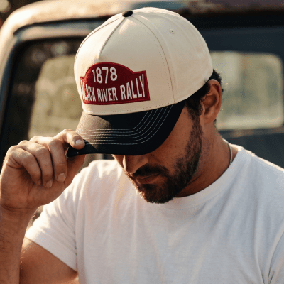 Keps - Black River Louisville Cotton Snapback (offwhite/svart)
