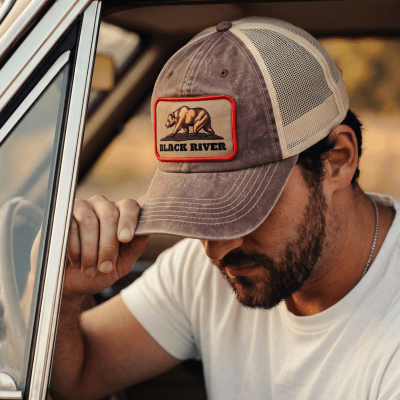 Keps - Black River Grizzly Washed Trucker (brun/creme)