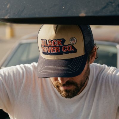 Keps - Black River Heritage Trucker (beige/navy)