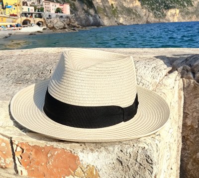 Hattar - Gårda Bellagio Fedora (ljus natur)