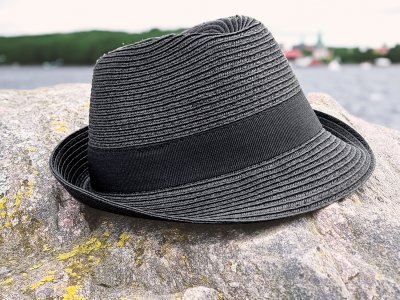 Barnhattar - Gårda Trilby (svart)
